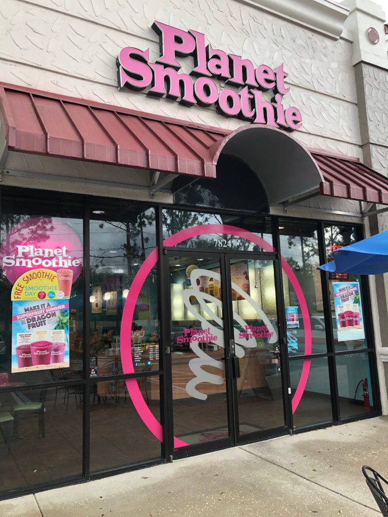 Planet Smoothie, a bes smoothie franchise, photo of outdoor location